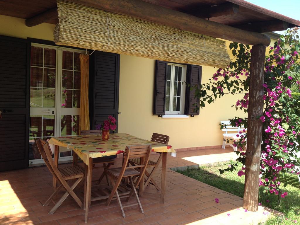 Villa Mimosa Ricadi Habitación foto